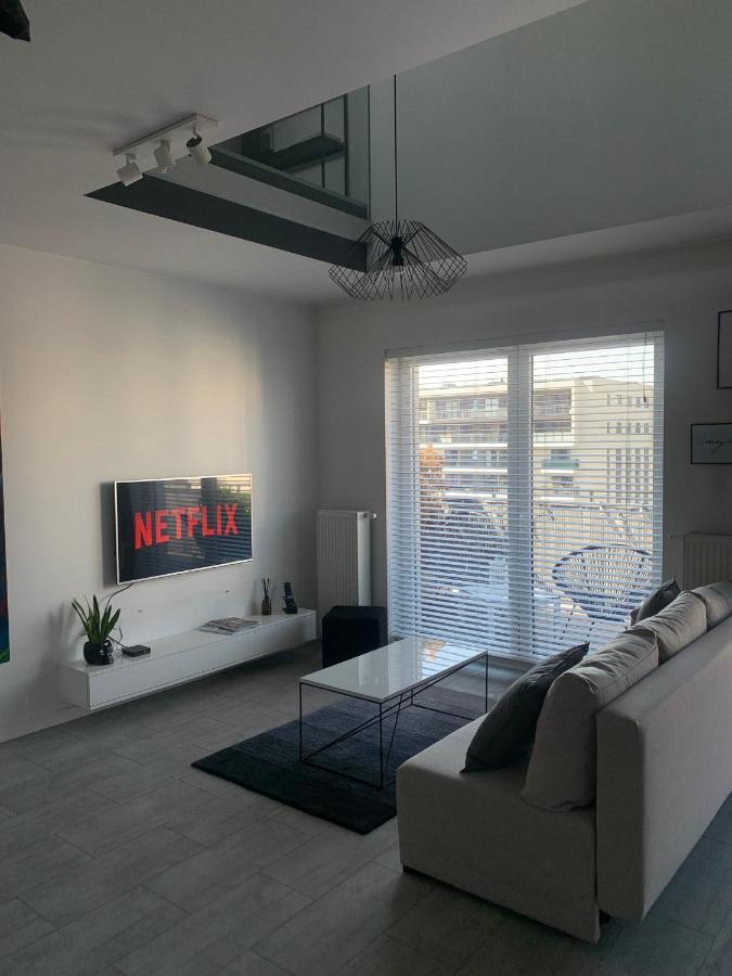 Two-Levels Penthouse With A Garden In The City Center Apartman Łódź Kültér fotó